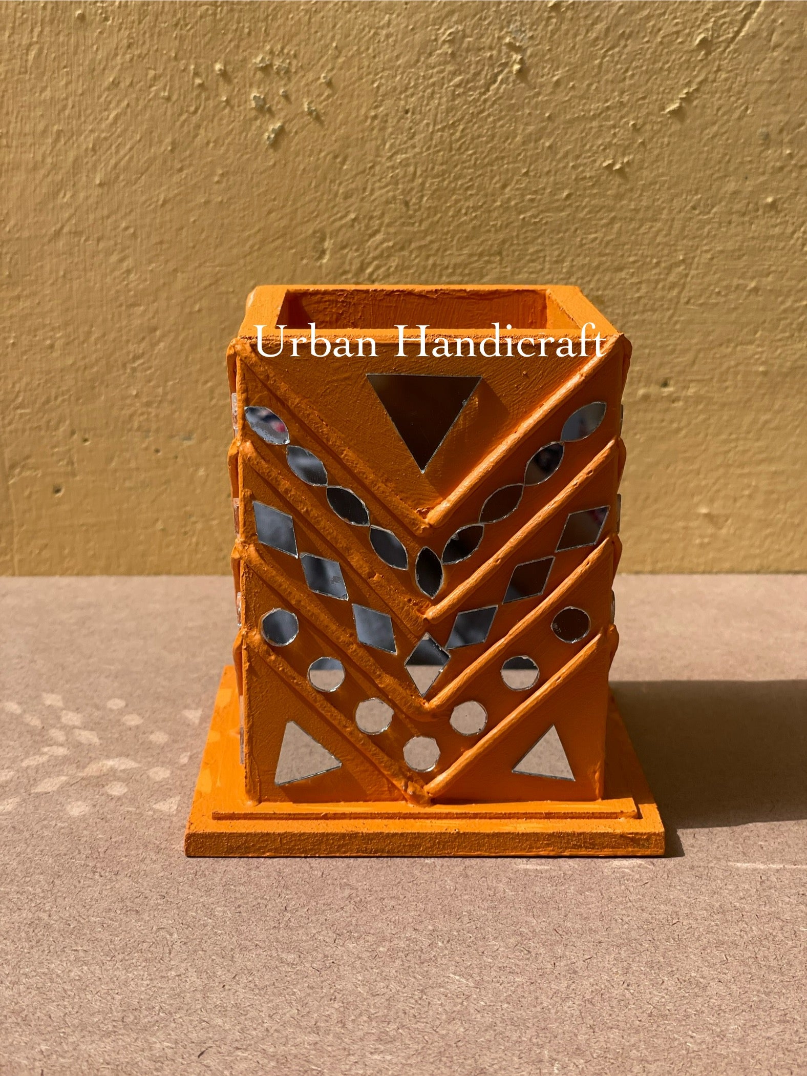 Pen Holder