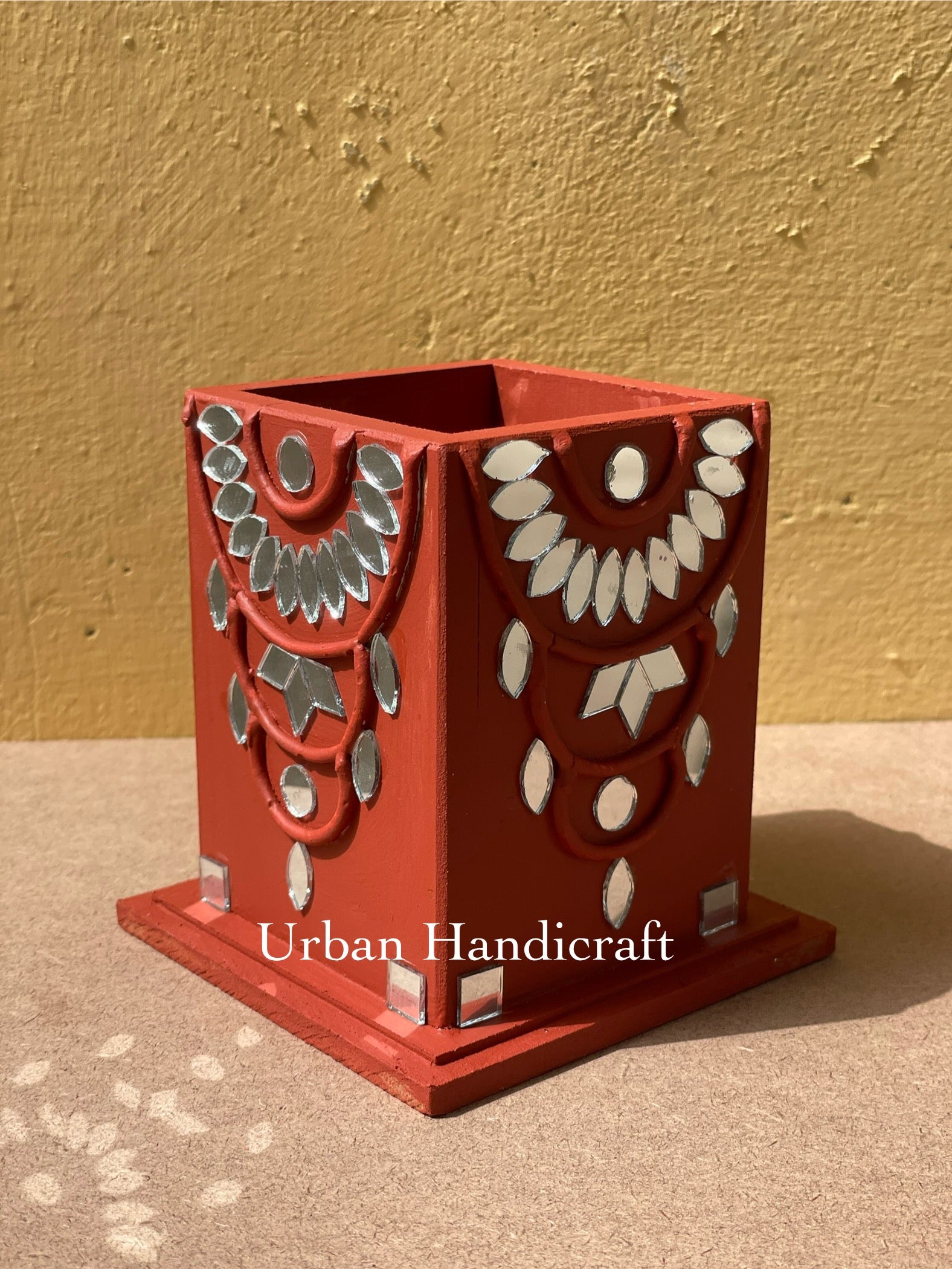 Pen Holder
