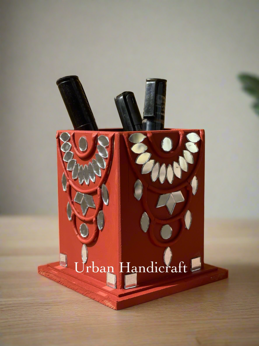 Pen Holder