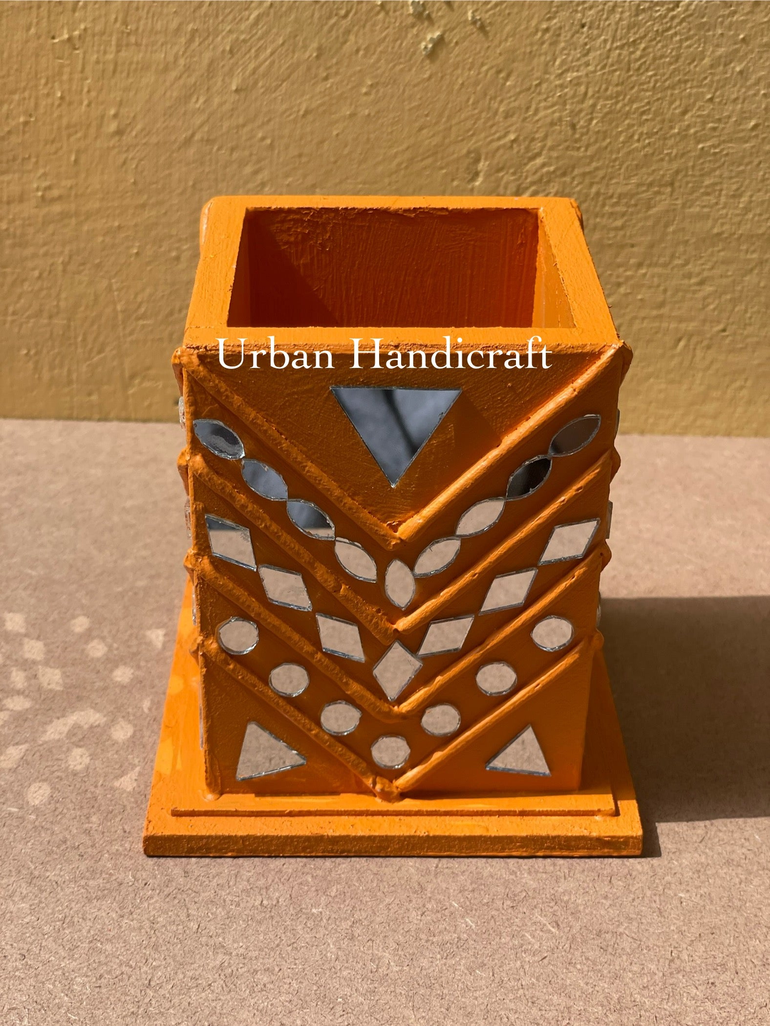 Pen Holder
