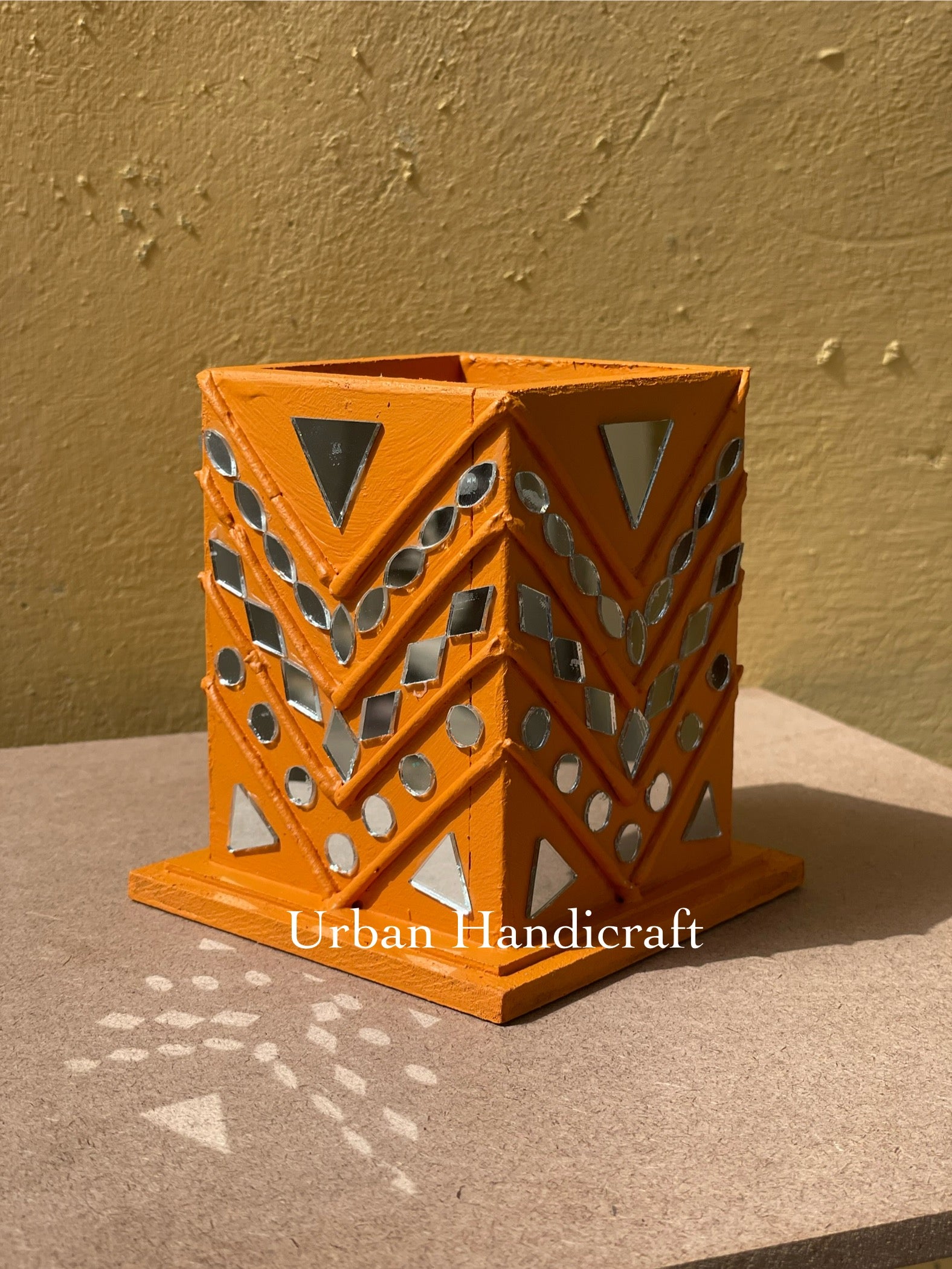 Pen Holder