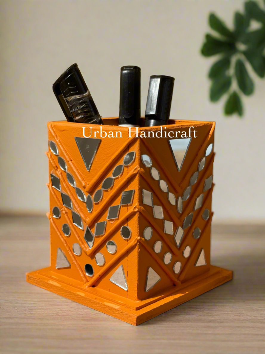 Pen Holder